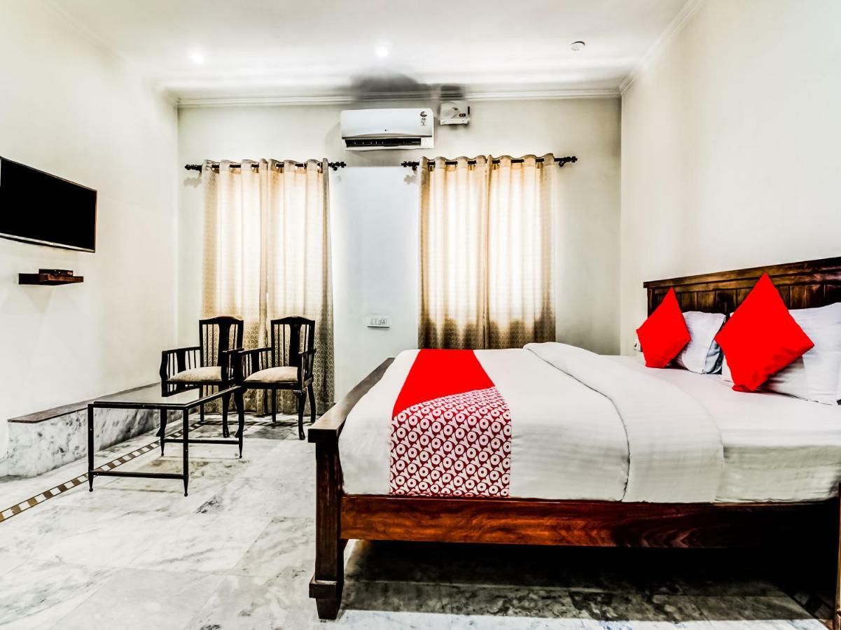Oyo 22400 Hotel Lichana Haveli Jaipur Exteriör bild
