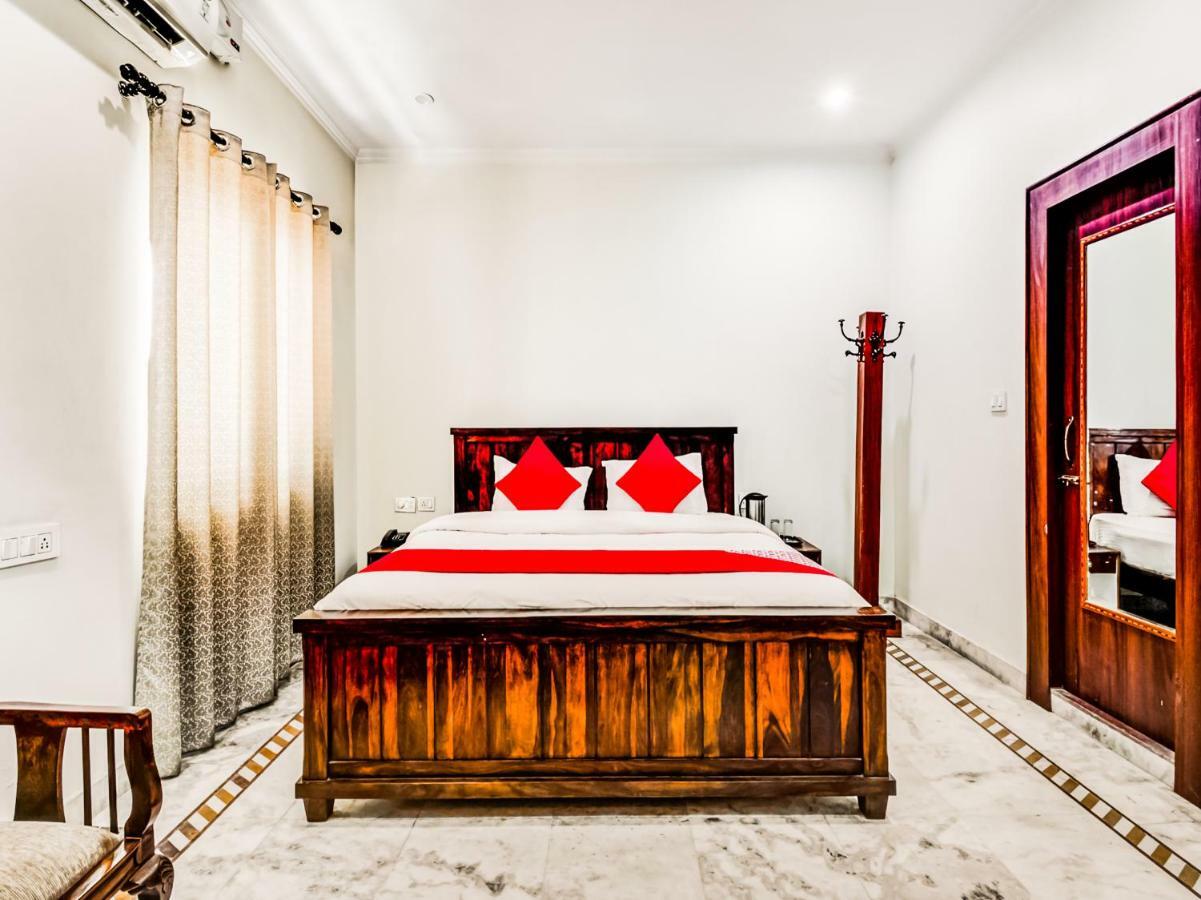 Oyo 22400 Hotel Lichana Haveli Jaipur Exteriör bild