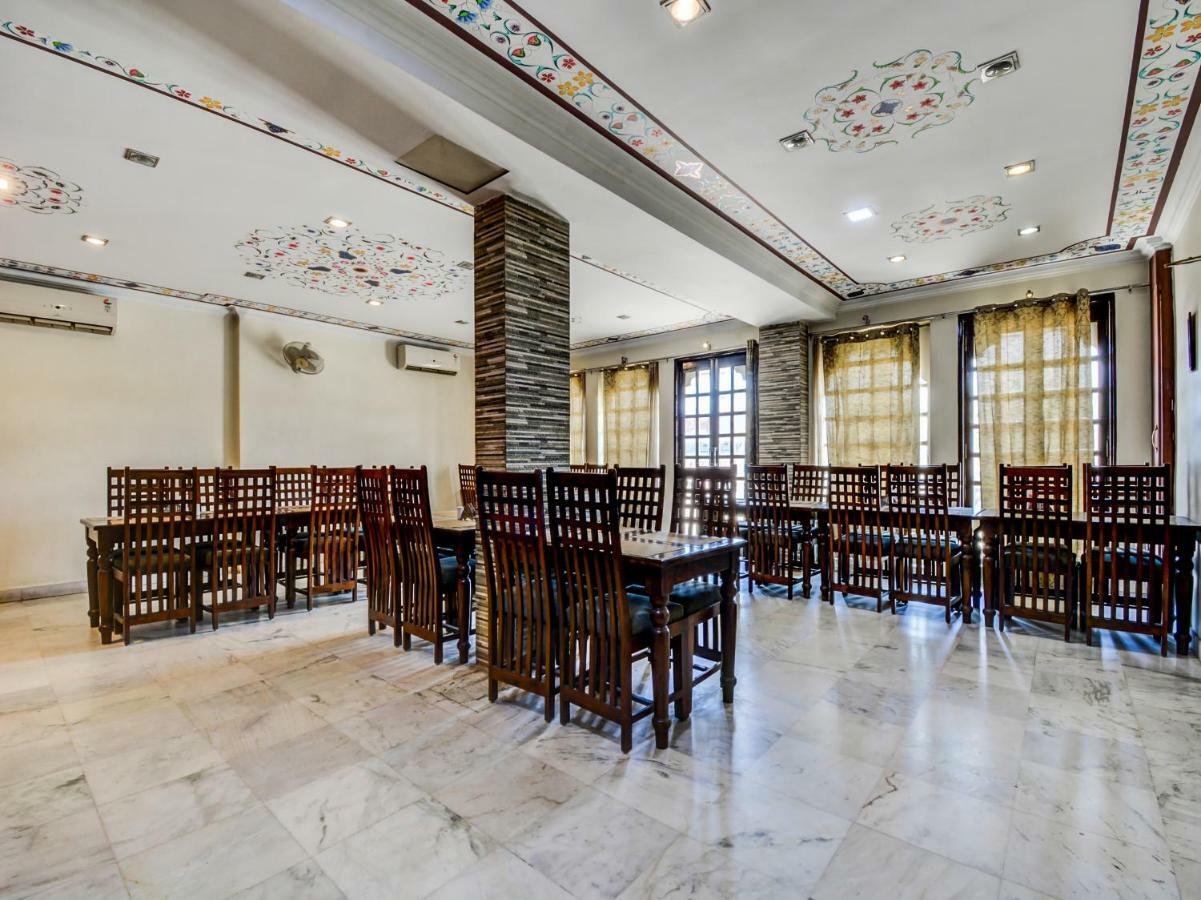 Oyo 22400 Hotel Lichana Haveli Jaipur Exteriör bild